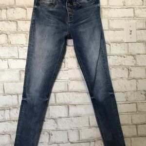 Mid rise ankle skinny jeans